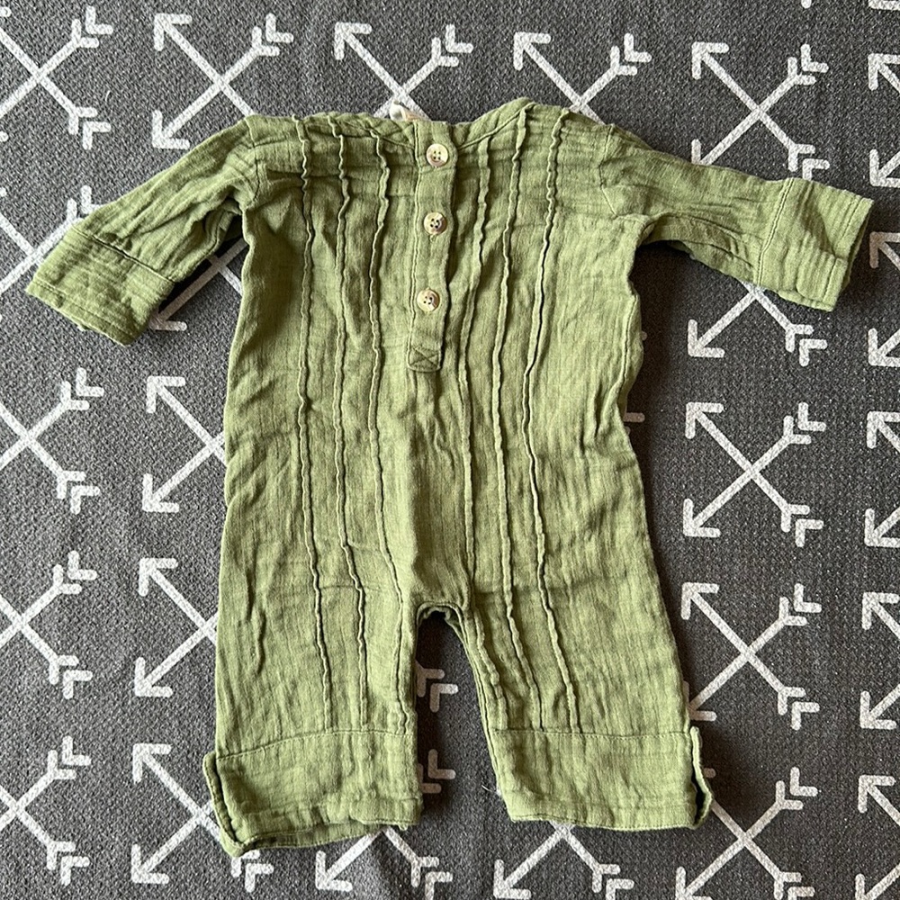 Kate Quinn gender neutral organic romper